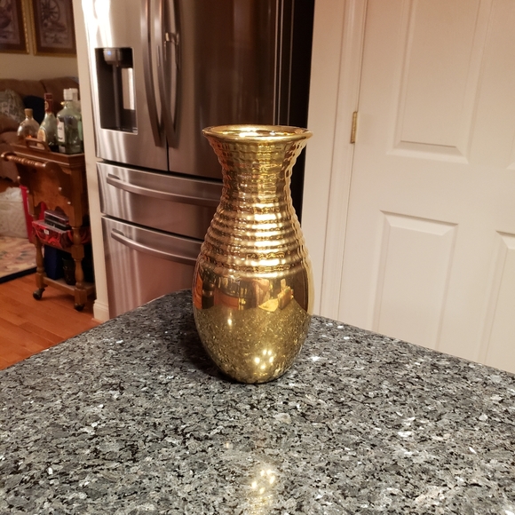 GOLD GLASS VASE - Picture 3 of 8